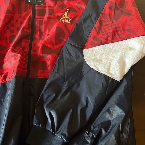 Nike Air Jordan Flight Legacy FIBA Jacket Loose Fit CJ9082-451 NWT - Picture 10 of 13